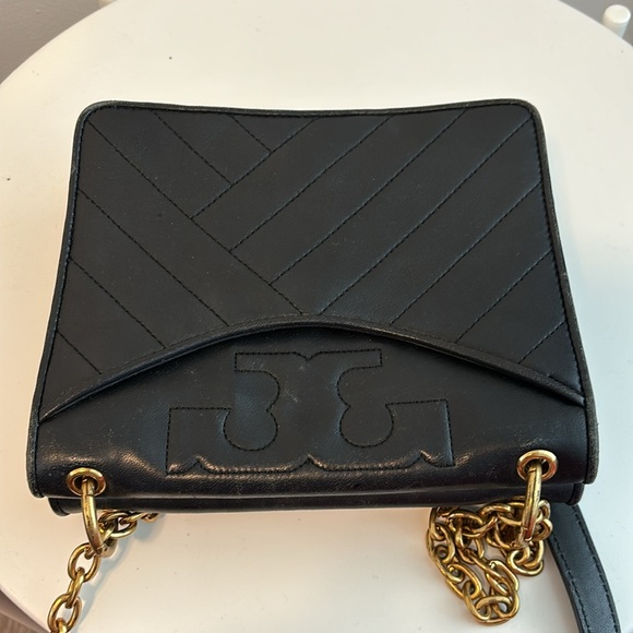 TORY BURCH Alexa Leather Shoulder Bag - Picture 2 of 10